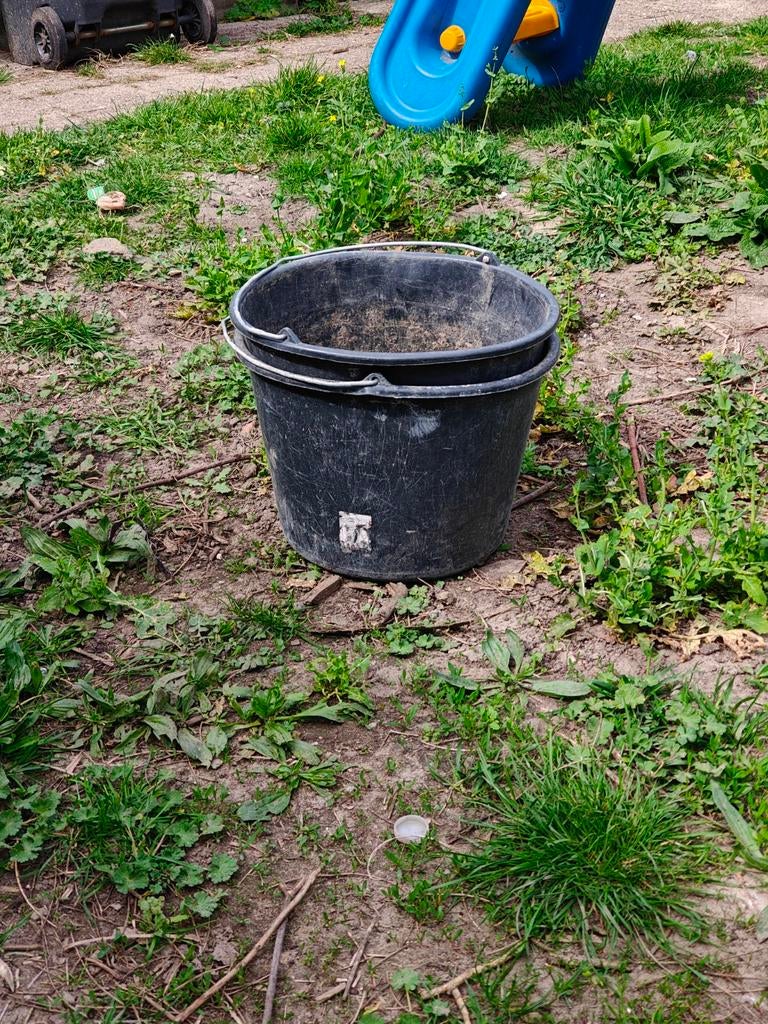 2 gratis bloempot emmers, Ophalen, Gebruikt