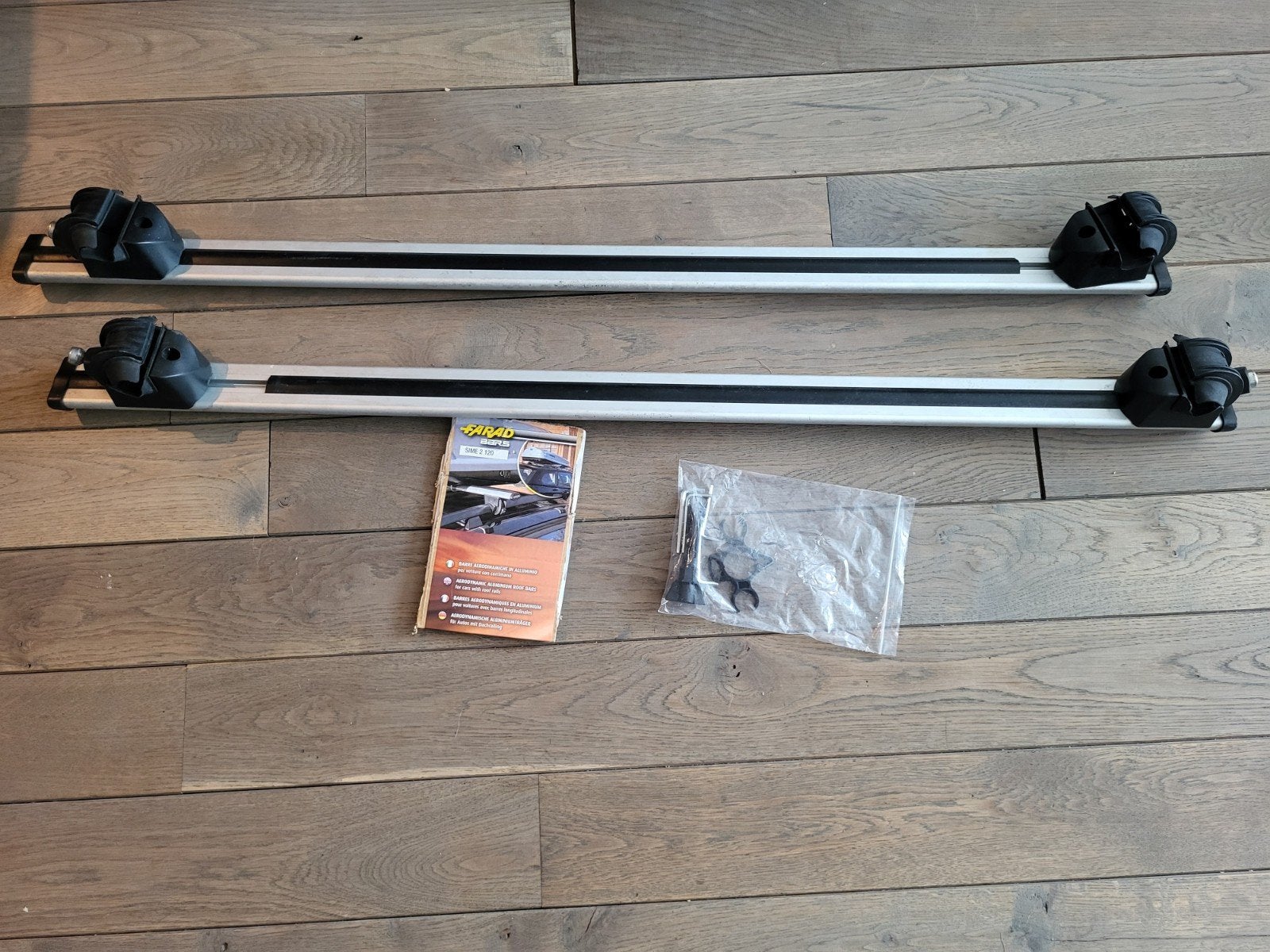 Farad aluminium dakdragers voor open dakrails, Ophalen, Gebruikt