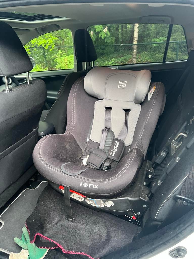 2 x Babyauto autostoel met Isofix, 0-18 kg, Kinderen en Baby's, Autostoeltjes, 0 t/m 18 kg, Zijbescherming, Zo goed als nieuw