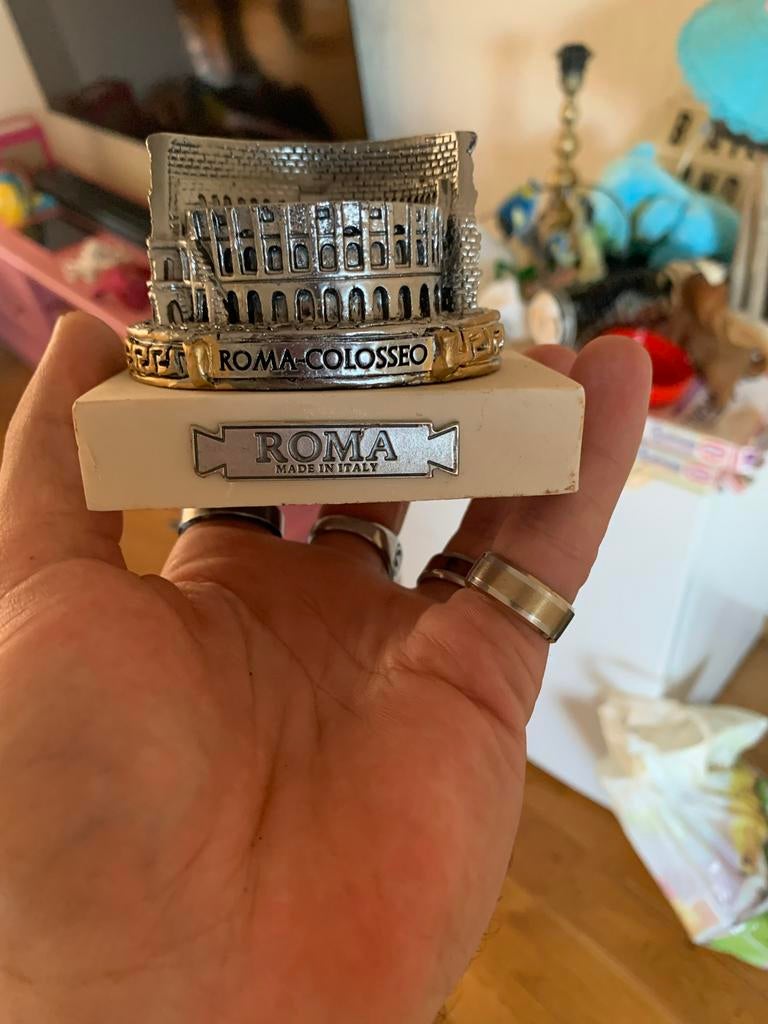 Miniatuur Colosseum Beeldje - Souvenir uit Rome, Verzamelen, Ophalen of Verzenden, Gebruikt, Overige typen