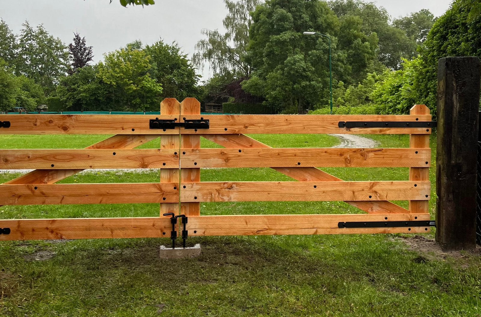 Douglas Landhek – Houten Landhekken op Maat – Maatwerk, Weidegang, 4 paarden of pony's of meer