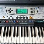 Yamaha PSR-340 keyboard, Muziek en Instrumenten, Keyboards, Verzenden, Yamaha, Aanslaggevoelig, 61 toetsen
