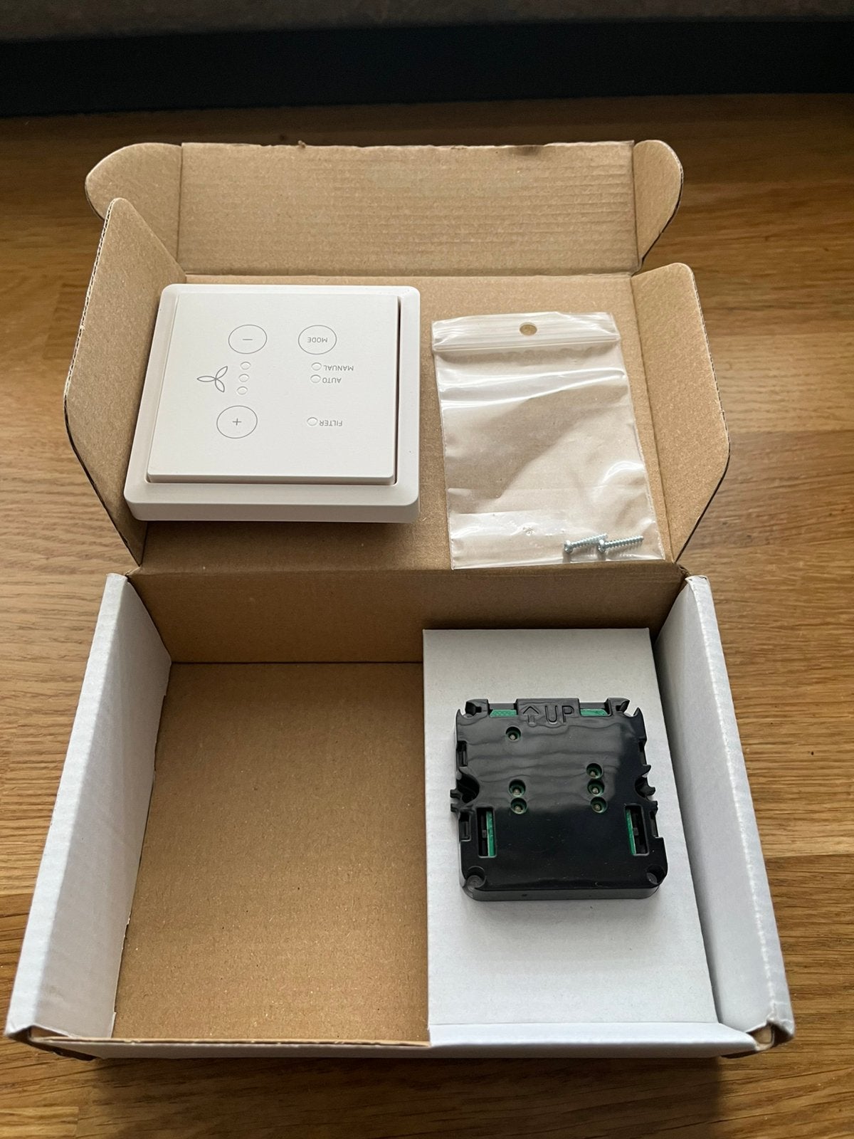 Zehnder ComfoSwitch C67 inbouw (ComfoAir Q), Ophalen of Verzenden, Zo goed als nieuw, Ventilator en Afzuiger
