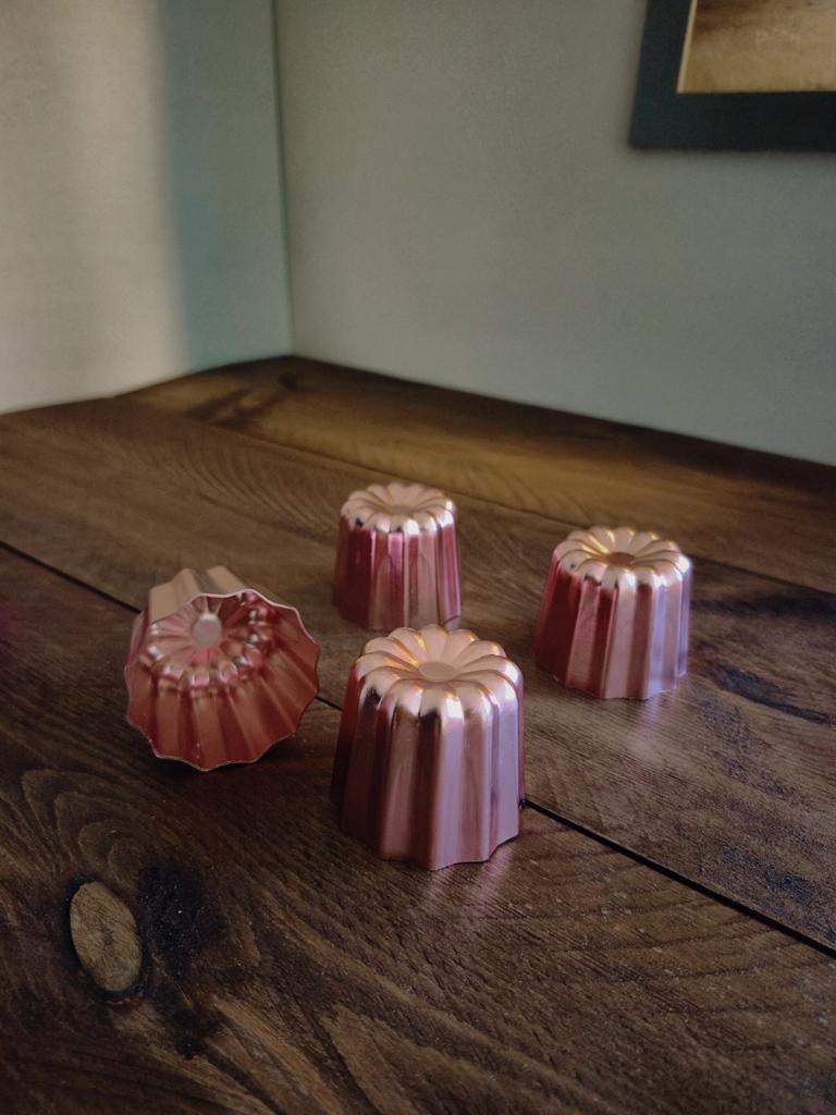 Koperkleurige canelé bakvormpjes | Patisse | Nieuw, Ophalen of Verzenden, Nieuw, Overige materialen, Minder dan 25 cm