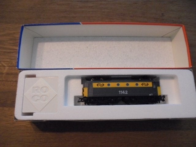 Roco H0 43376 NS 1142 Geel/Grijs, Analoog, Ophalen of Verzenden, Zo goed als nieuw, Roco