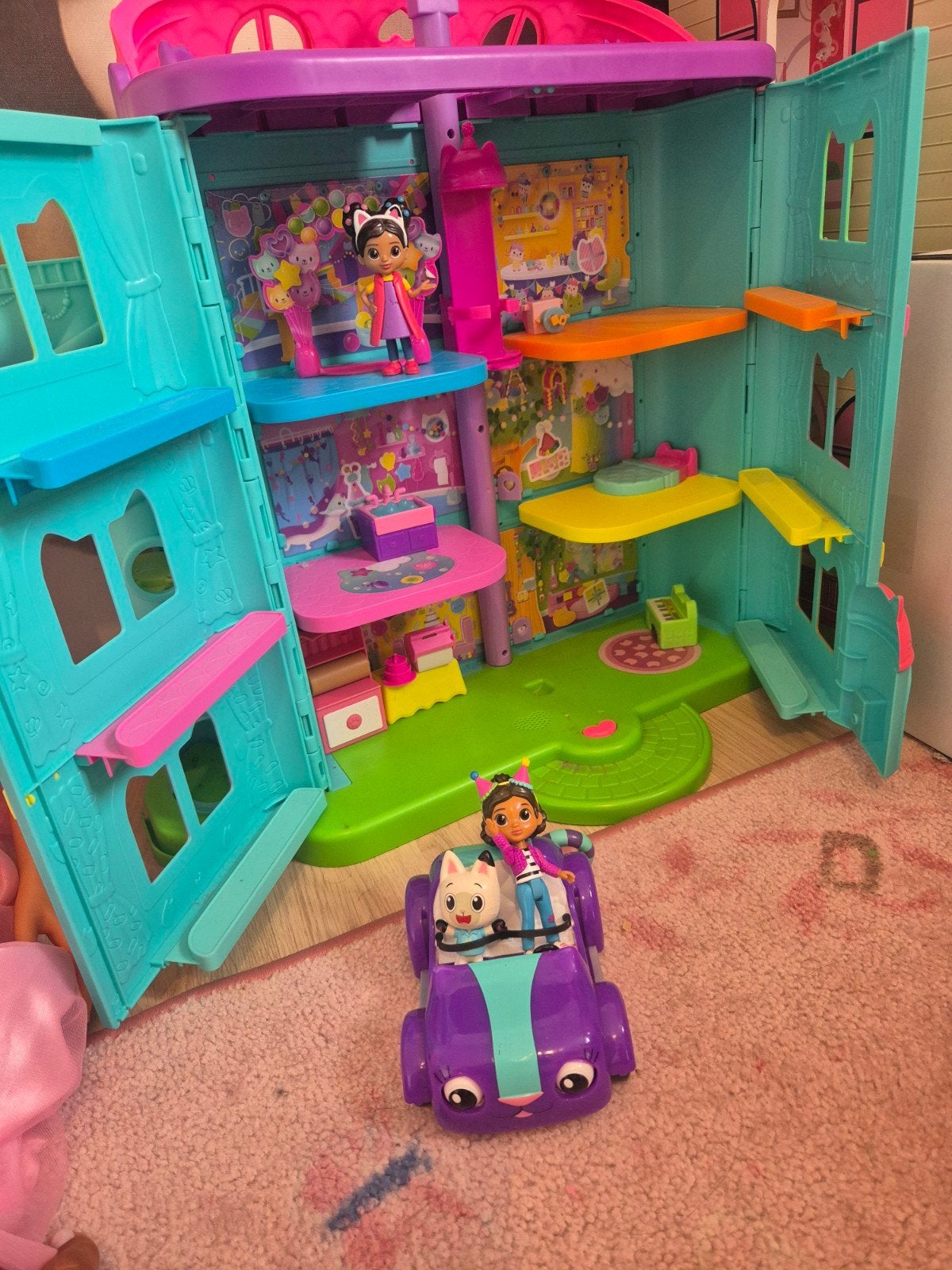 Gabby pop huis compleet met auto carlity en 2 gappy poppen+, Ophalen of Verzenden, Poppenhuis