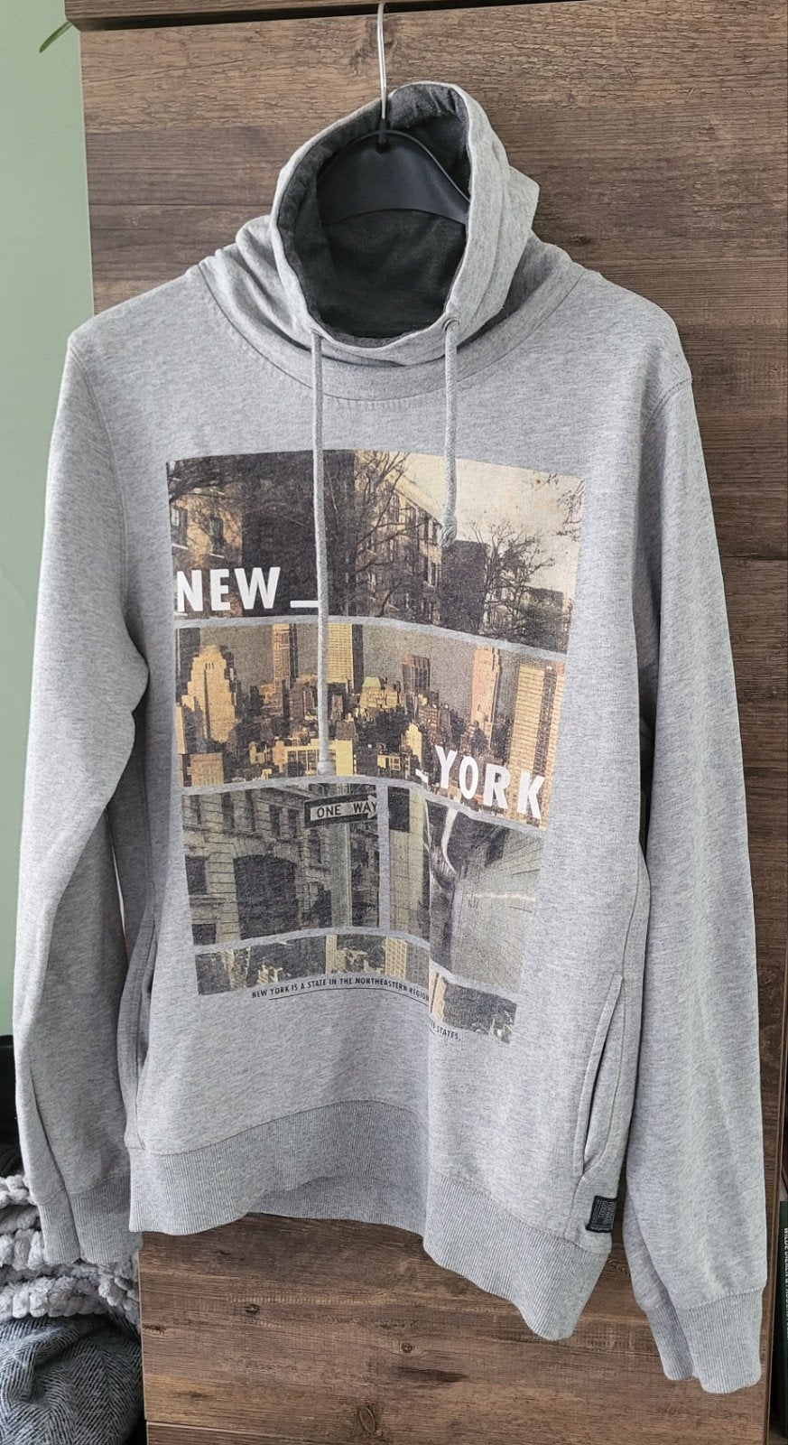 WE trui met coll en New York print - Maat L, Maat 52/54 (L), WE, Ophalen of Verzenden, Grijs