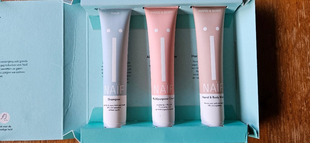 Naïf gift set 3 tubes 50ML Shampoo MultiCream Hand+Body Wash, Sieraden, Tassen en Uiterlijk, Uiterlijk | Lichaamsverzorging, Ophalen of Verzenden