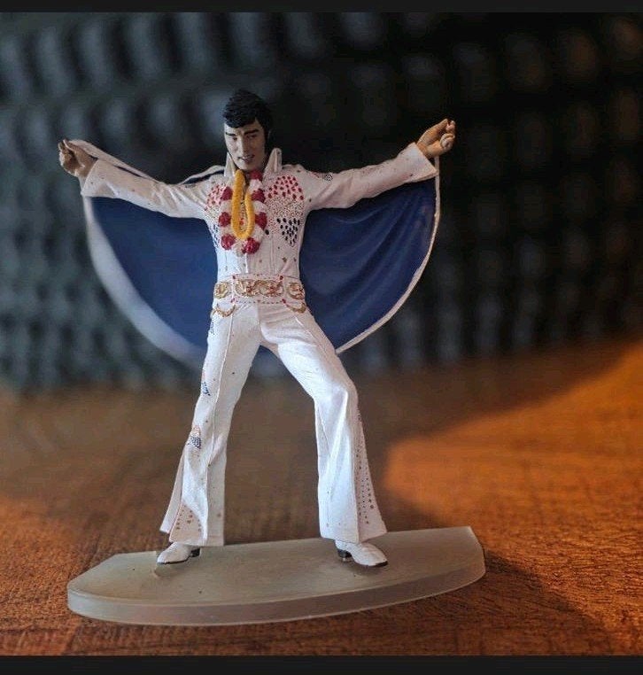 Elvis Presley actiefiguuElvis Presley mcfarlane beelde 20 cm, Ophalen of Verzenden, Zo goed als nieuw
