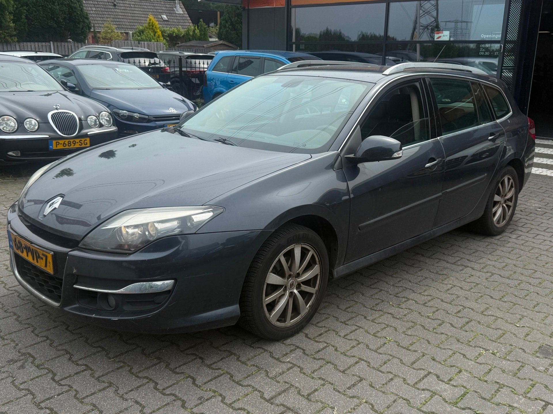 Renault Laguna Estate 1.5 dCi Dynamique RIJDT PERFECT/2EIGEN, Auto's, Voorwielaandrijving, Gebruikt, 4 cilinders, Leder en Stof