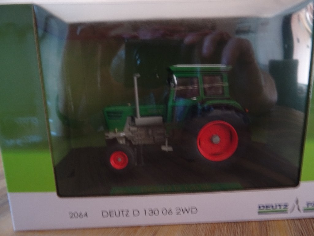 Deutz D13006 2WD Weise-toys model, Ophalen of Verzenden, Nieuw, Folder