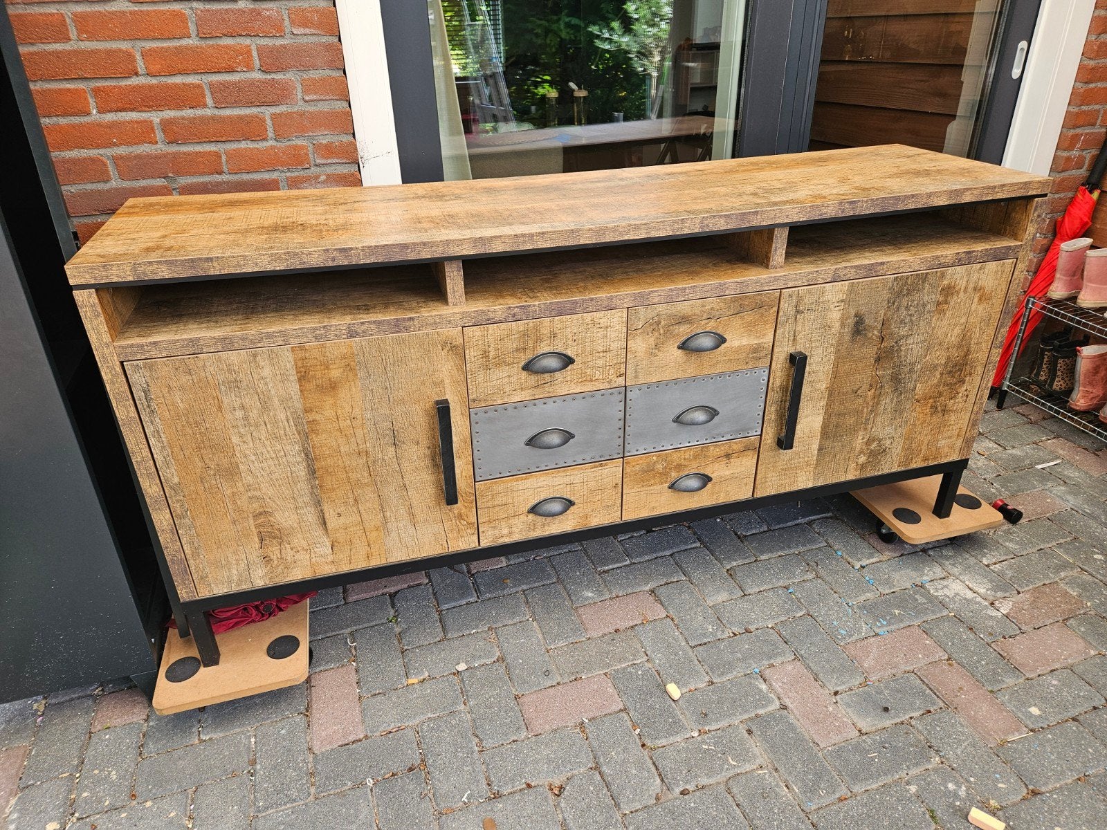 Stoere dressoir kast / tv meubel met mangohout look, Overige houtsoorten, Gebruikt, 150 tot 200 cm, Met lade(s)