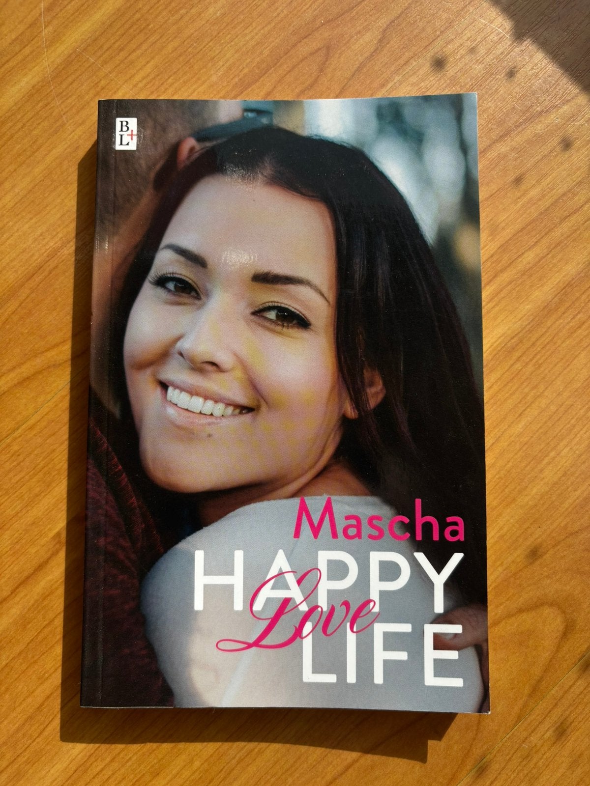 Mascha - Happy love life, Boeken, Ophalen of Verzenden, Zo goed als nieuw, Mascha