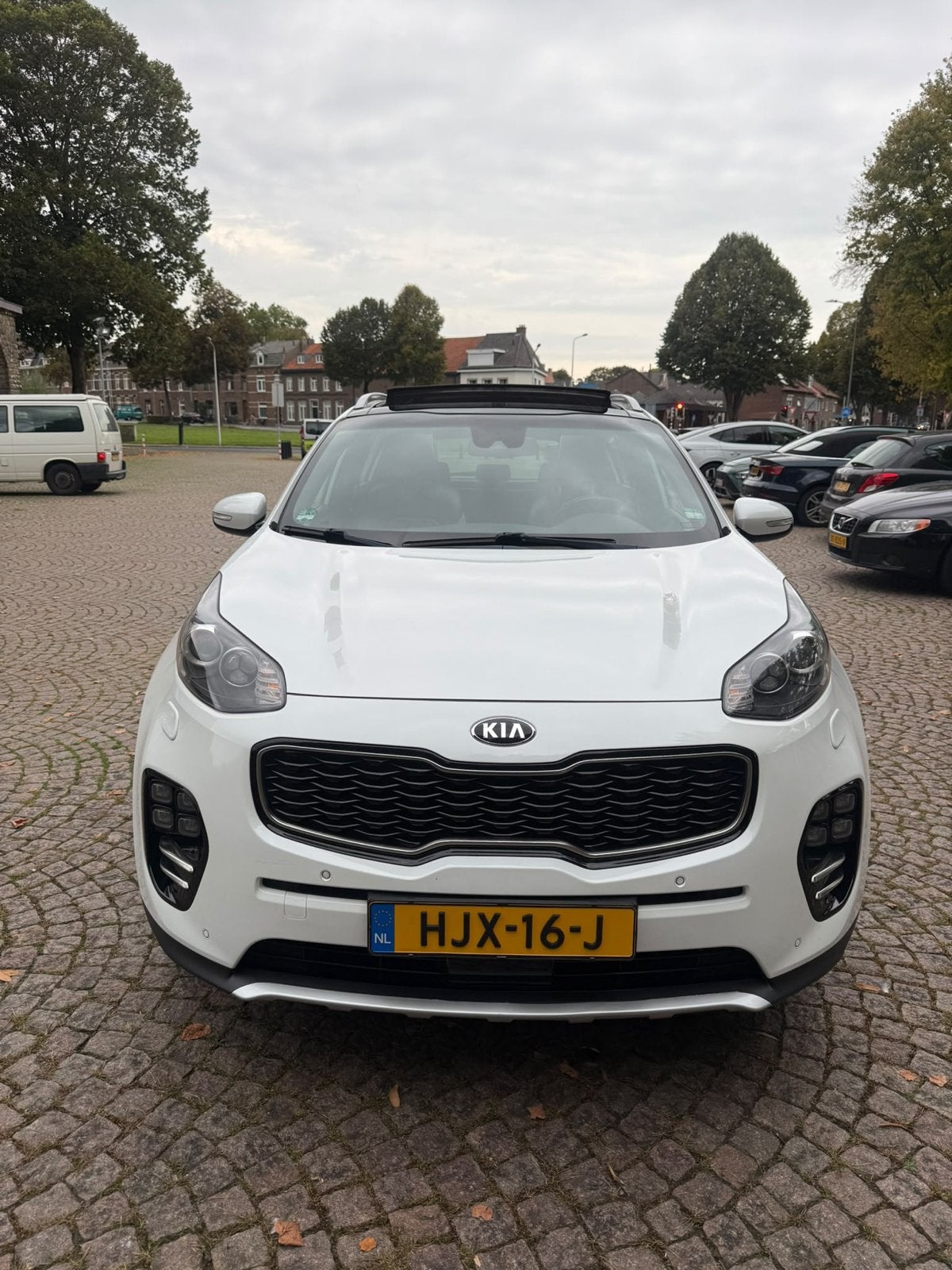 Kia Sportage 1.6 T-gdi 4WD GT-LINE AUT 2016 Wit, Auto's, Dealer onderhouden, 1591 cc, 4 cilinders, Wit