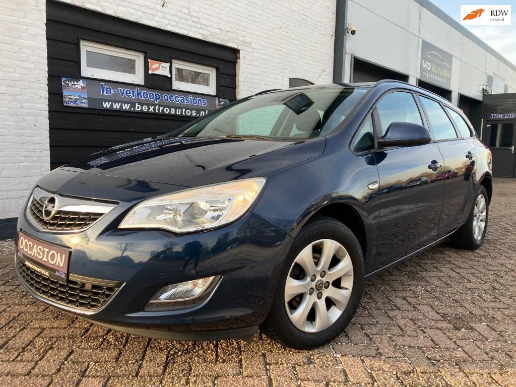 Opel Astra Sports Tourer 1.4 TURBO Edition 140PK 2e EIG. cru, Voorwielaandrijving, Stof, Gebruikt, Zwart