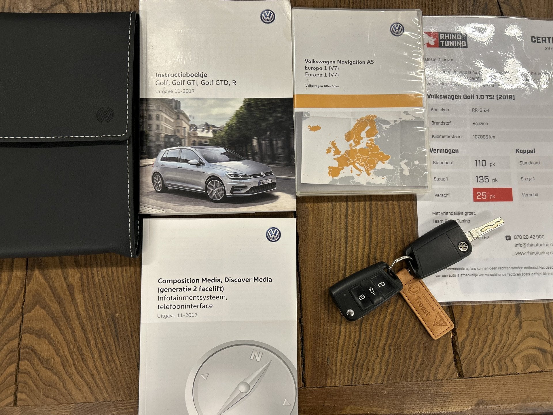 Volkswagen Golf 1.0 TSI R-Line | Panoramadak | Digital dashb, Auto's, Voorwielaandrijving, Gebruikt, Met garantie (alle), Origineel Nederlands