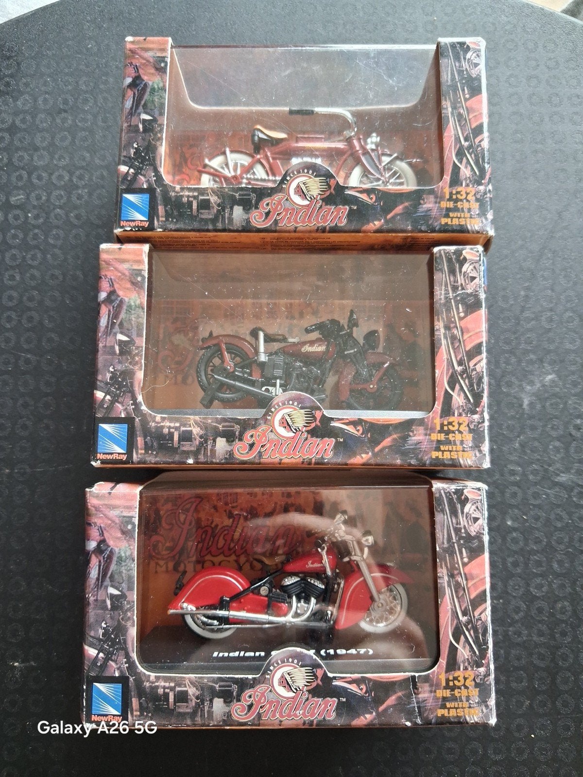 Set van 3 Indian motoren schaalmodellen - Nieuw in doos, Ophalen of Verzenden