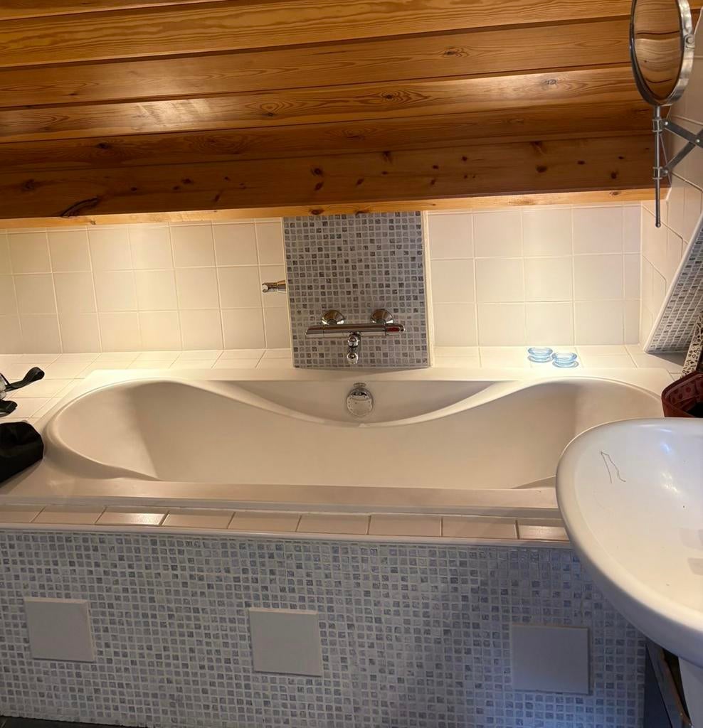 Ligbad inbouw kunststof, Ophalen, Gebruikt