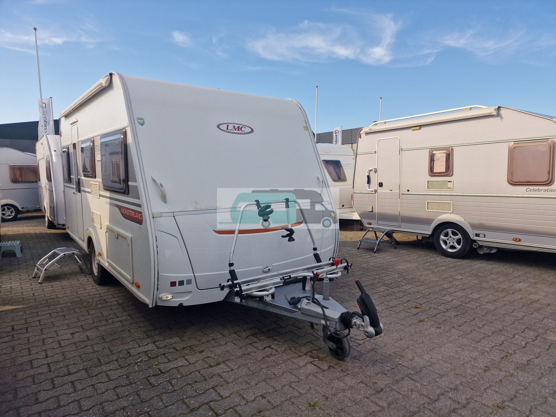 LMC Style 420D Mover, zakluifel, reservewiel, fietsendrager, Schokbreker, Bedrijf, Tot en met 3, 6 tot 7 meter