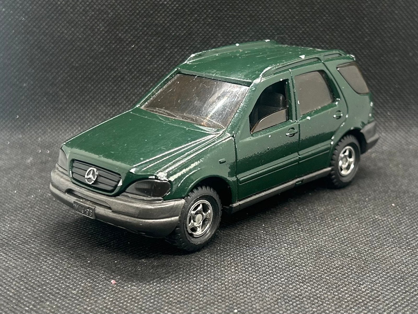 Majorette Mercedes Benz ML 1:34, Verzenden, Zo goed als nieuw