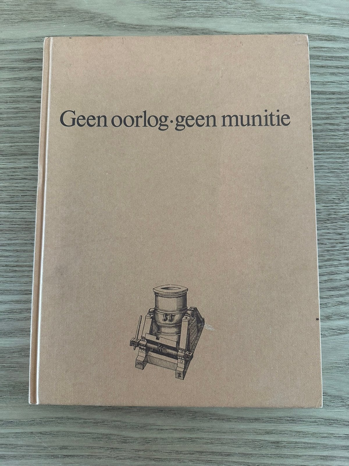 Geen oorlog.Geen munitie. Heinz Nägele., Boeken, Ophalen of Verzenden, Gelezen