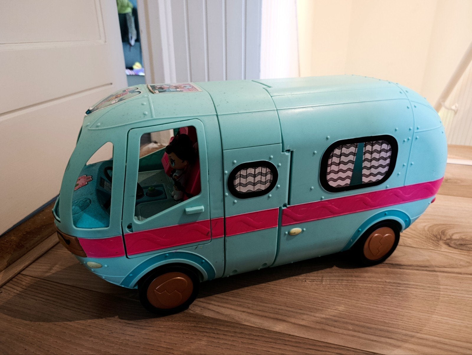 LOL Surprise Camper en Speelhuis met accessoires, Ophalen of Verzenden, Gebruikt, Overige typen