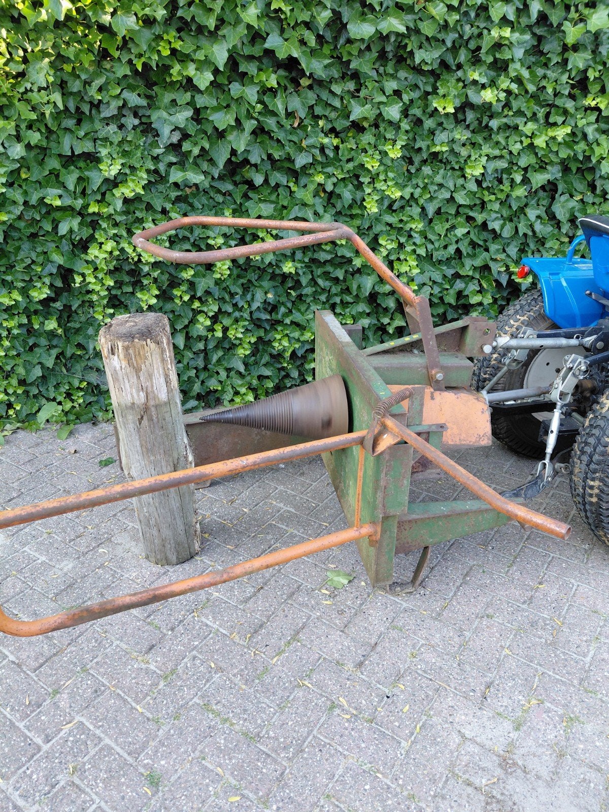 Posch kegel kloofmachine, Ophalen, Liggend