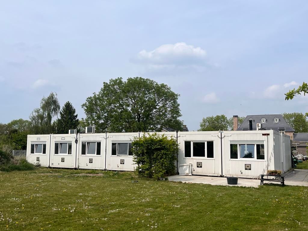 Woonunit ruim en duurza van 210 m2 - Plug-and-play met Airco, Drie personen of meer