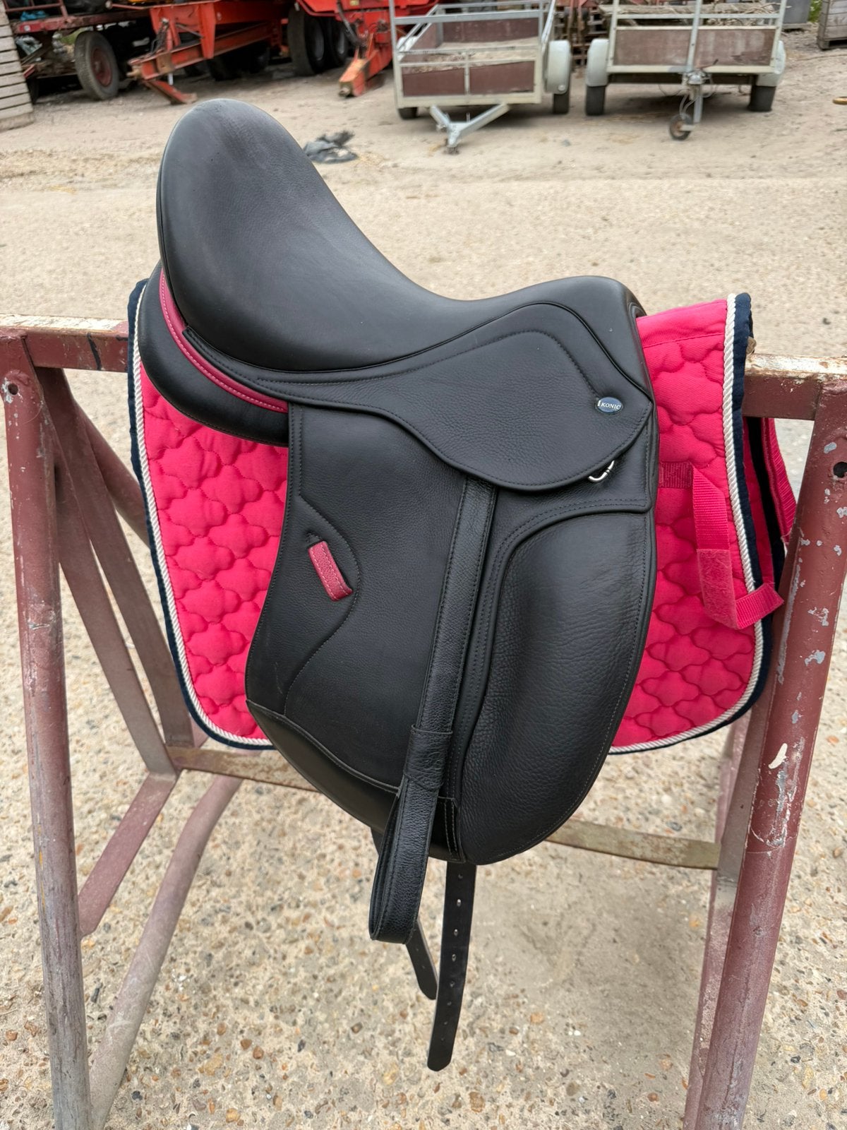Ikonic pony zadel verstelbaar kopstuk 15,5 inch, Dieren en Toebehoren, Ophalen of Verzenden, Zo goed als nieuw, Dressuur