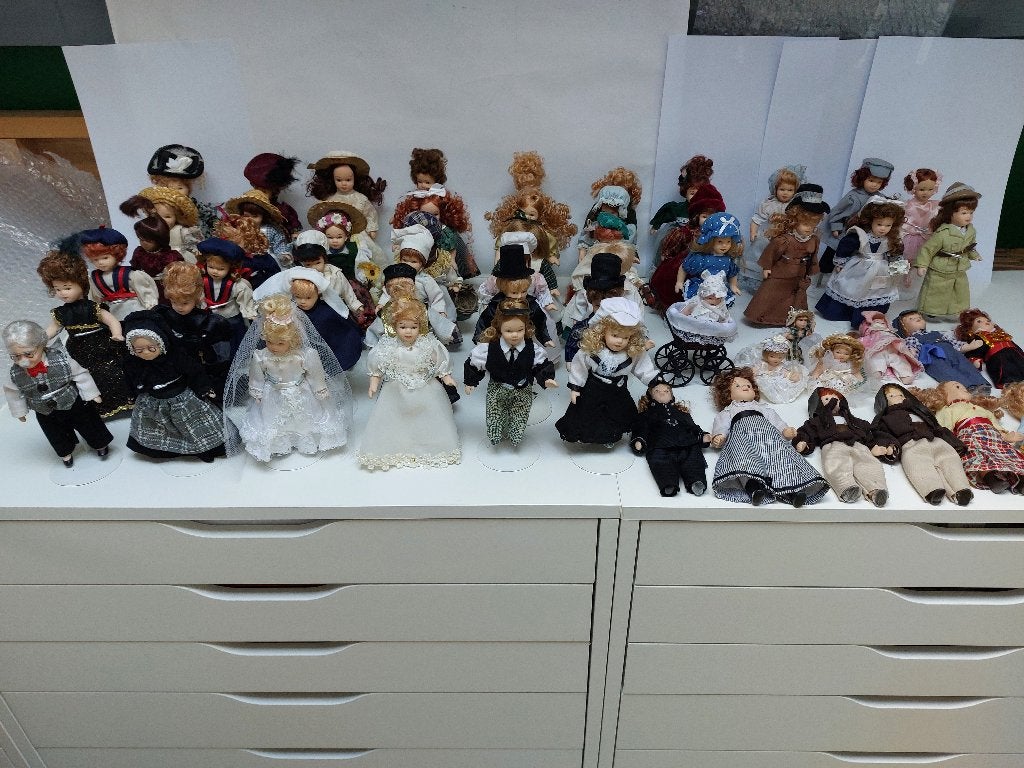58x DeAugostino poppetjes, Verzamelen, Ophalen of Verzenden, Gebruikt, Poppenhuis