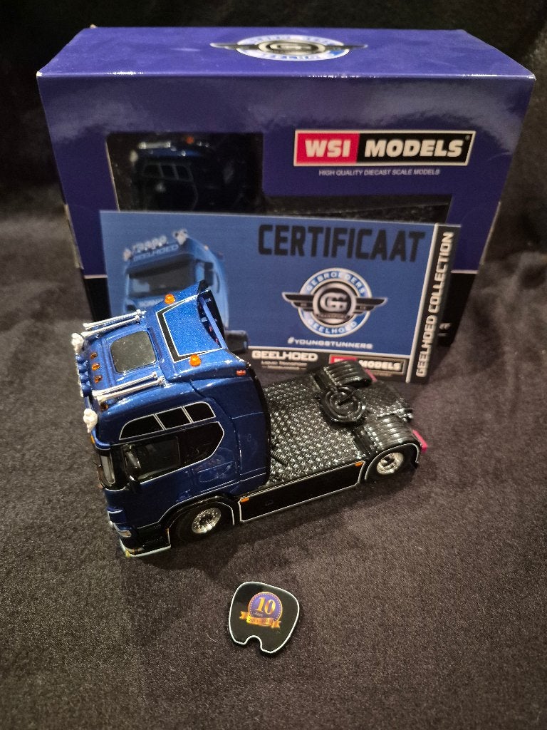 WSI 01-3964 Scania Geelhoed (10 Jaar), Ophalen of Verzenden, Zo goed als nieuw, Bus of Vrachtwagen, Wsi