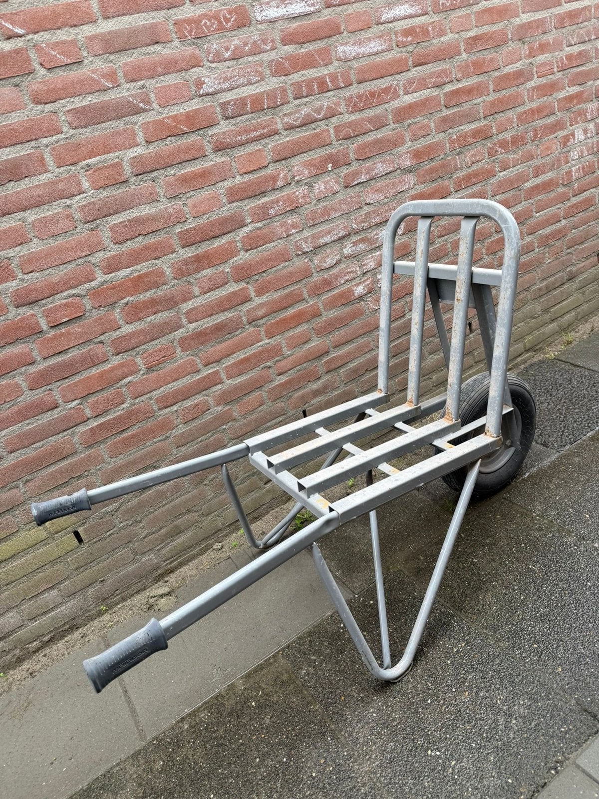 Steen kruiwagen - Kort gebruikt, goede staat, Ophalen, Gebruikt, Handmatig, Tweewielig