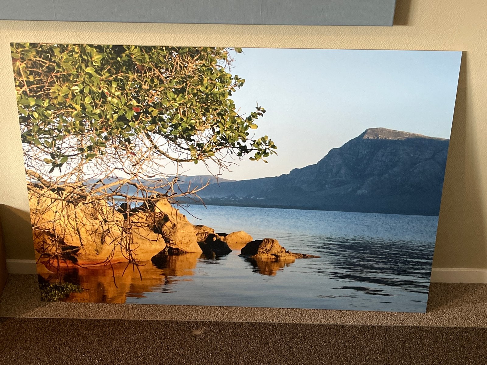 Wanddecoratie foto op forex 120cmx80 Uitzicht Meer & Bergen, Antiek en Kunst, Ophalen