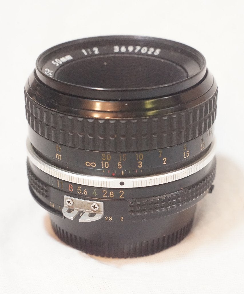 Nikon - Nikkor 50mm f2 (3697025) Non-Ai  e.a. Nikkor lenzen, Ophalen of Verzenden, 1960 tot 1980