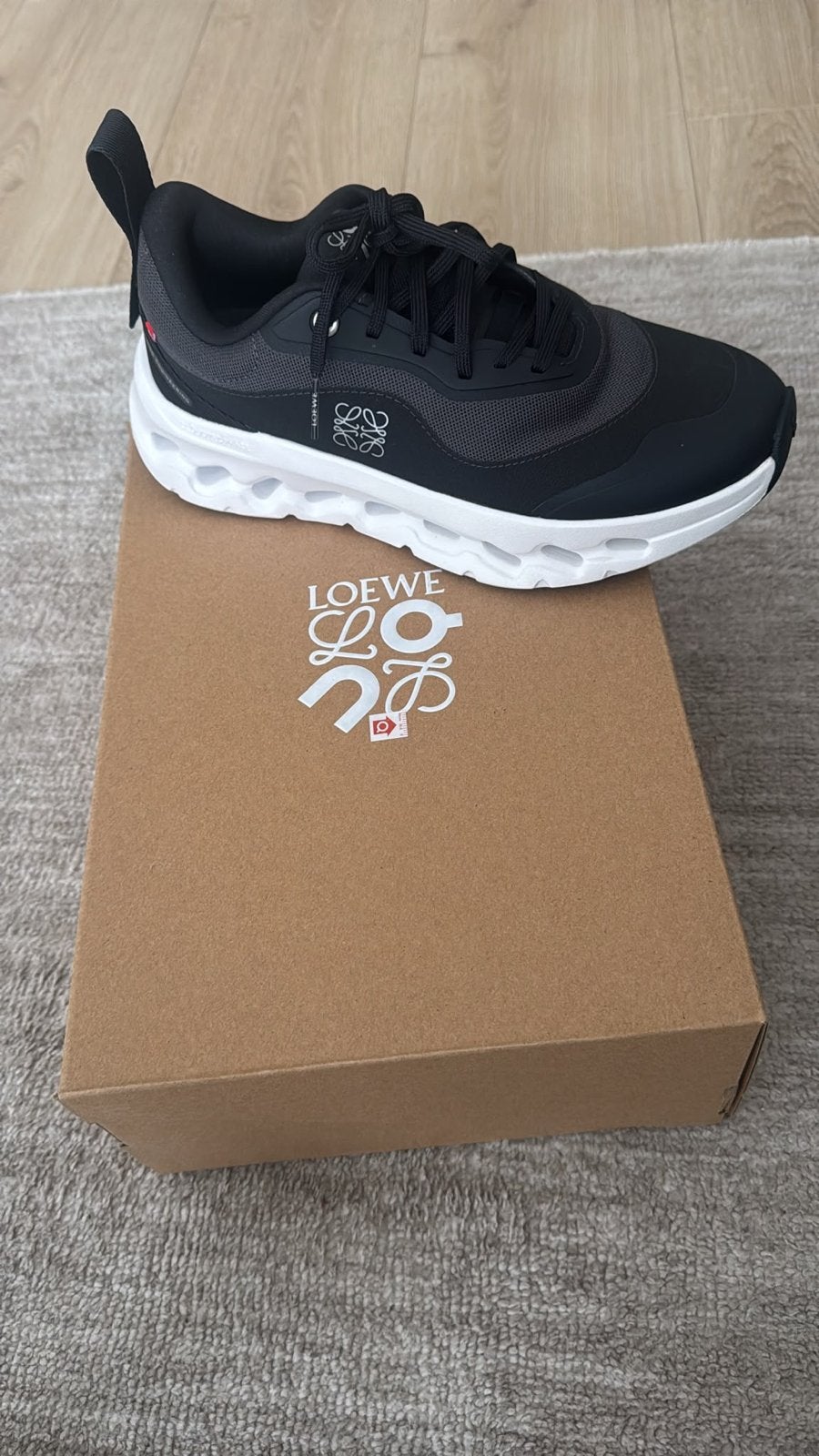 Loewe x On Cloudtilt sneakers - Zwart, Kleding | Dames, Ophalen of Verzenden, Nieuw, Zwart, Sneakers of Gympen