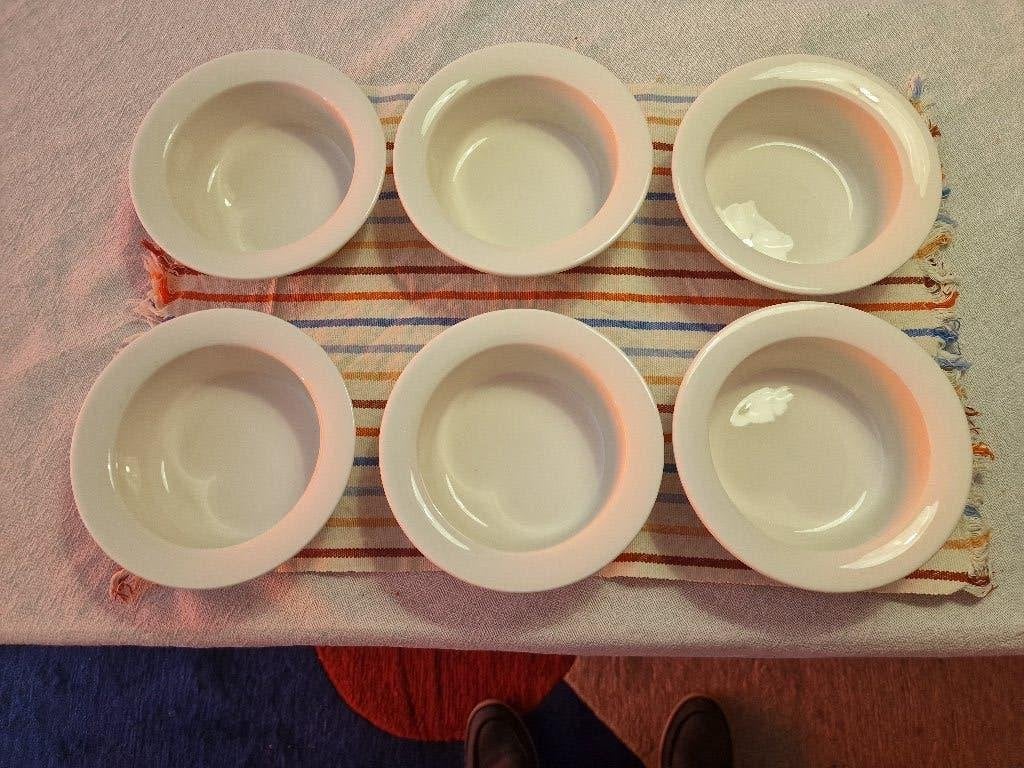 Set van 6 Arabia Arctica schalen, Huis en Inrichting, Keuken | Servies, Arabia, Keramiek, Ophalen of Verzenden, Overige stijlen