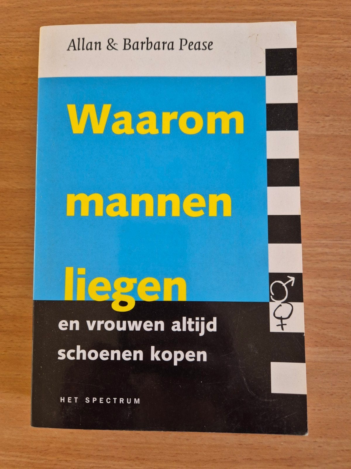 Waarom mannen liegen en vrouwen altijd schoenen kopen, Ophalen of Verzenden, Gelezen, Allan & Barbara Pease, Europa overig