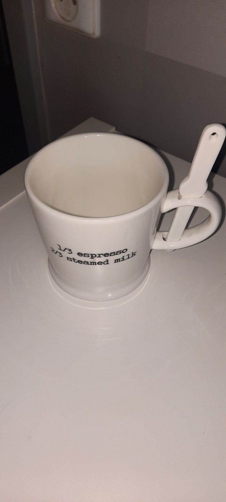 beker met lepeltje riviera maison, Ophalen of Verzenden, Zo goed als nieuw, Overige stijlen, Kop(pen) en/of Schotel(s)
