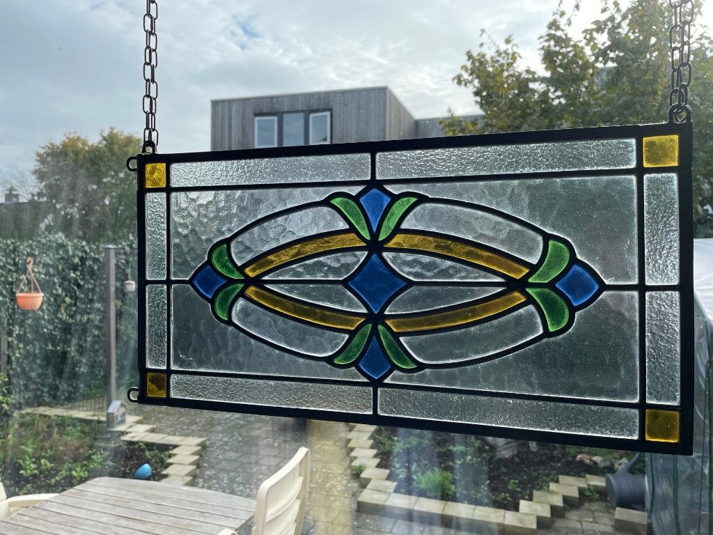 Glas in lood raam ongeveer 25 bij 50 cm, Ophalen