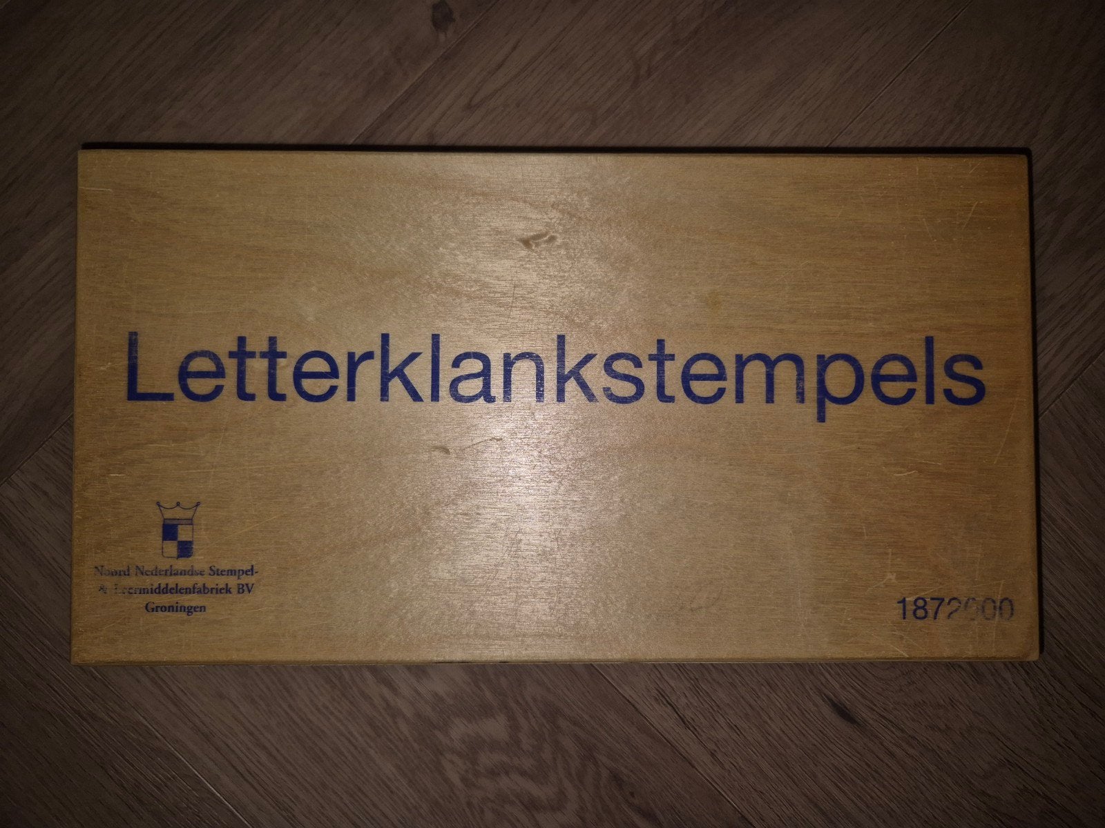 letterklankstempels compleet!, Hobby en Vrije tijd, Ophalen of Verzenden, Gebruikt, Houten stempel