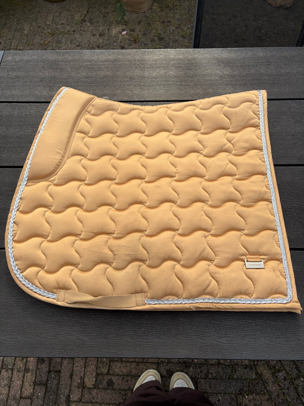 Mooi goud dekje, Horsegear, Dressuurdekje, Zo goed als nieuw, Goud