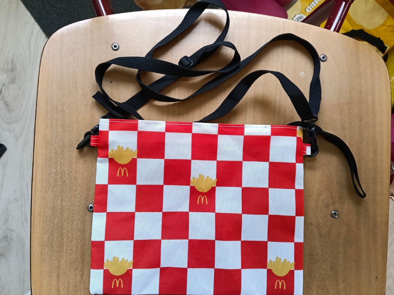 McDonald's schoudertasje - Rood/Wit geblokt, Ophalen of Verzenden, Zo goed als nieuw, Rood, Overige merken