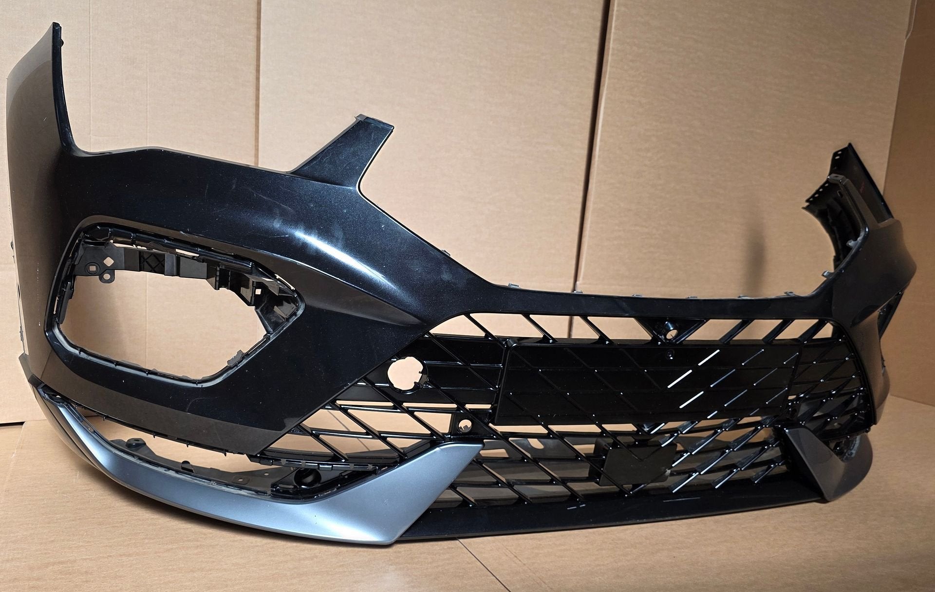 Voorbumper Seat Ateca 575 CUPRA FR FACELIFT 6xPDC 575807221T, Gebruikt, -, Voor, Ophalen of Verzenden