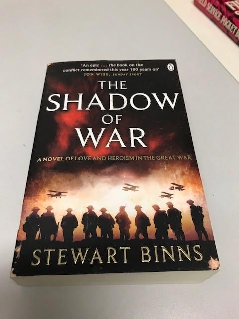 The Shadow of war ww1, Ophalen of Verzenden, Voor 1940, Gelezen, Algemeen