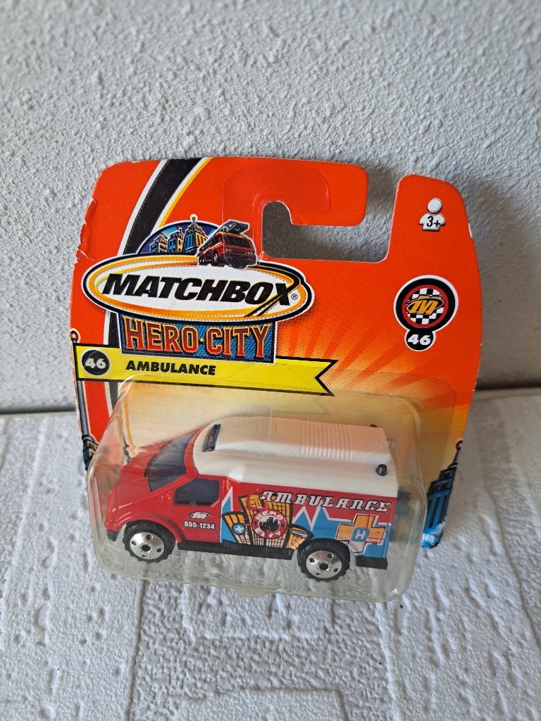 Matchbox Hero City Ambulance MB 46 B5468, Ophalen of Verzenden, Nieuw, Auto