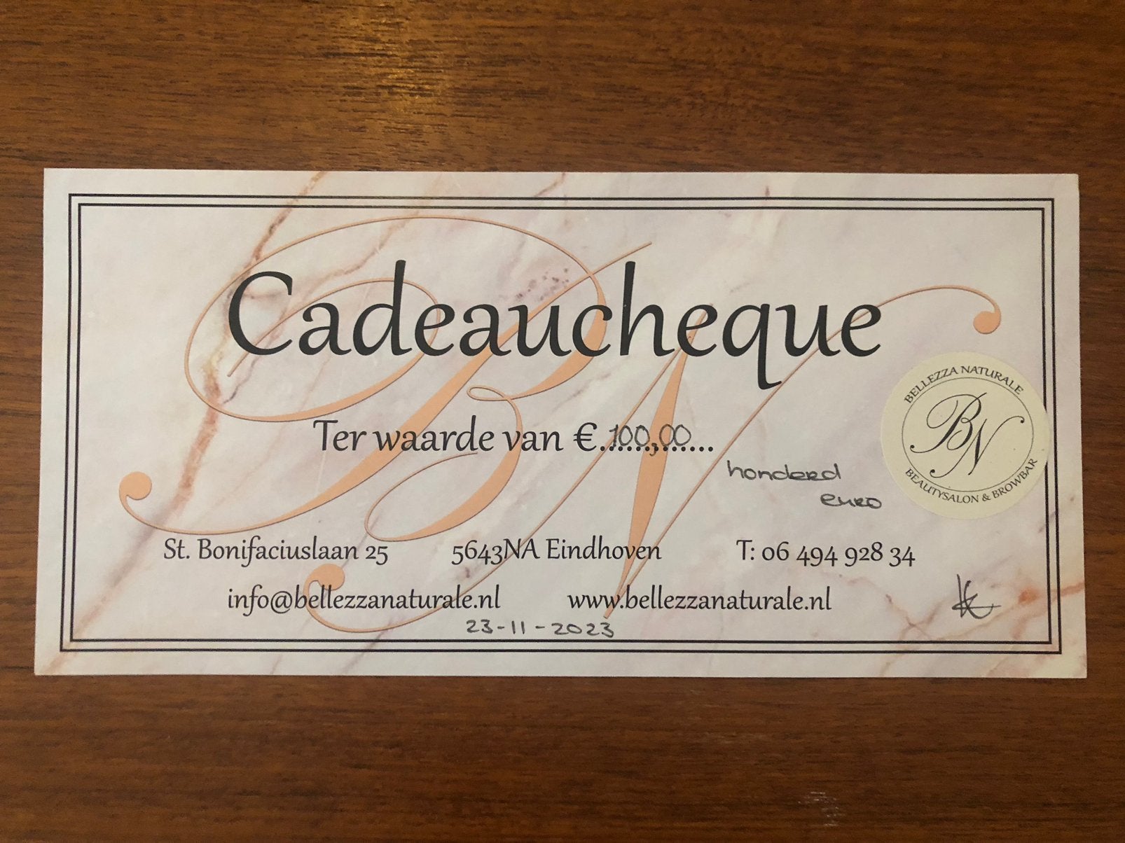 Cadeaubon schoonheidssalon Bellezza Naturale Eindhoven, Tickets en Kaartjes, Eén persoon, Cadeaubon