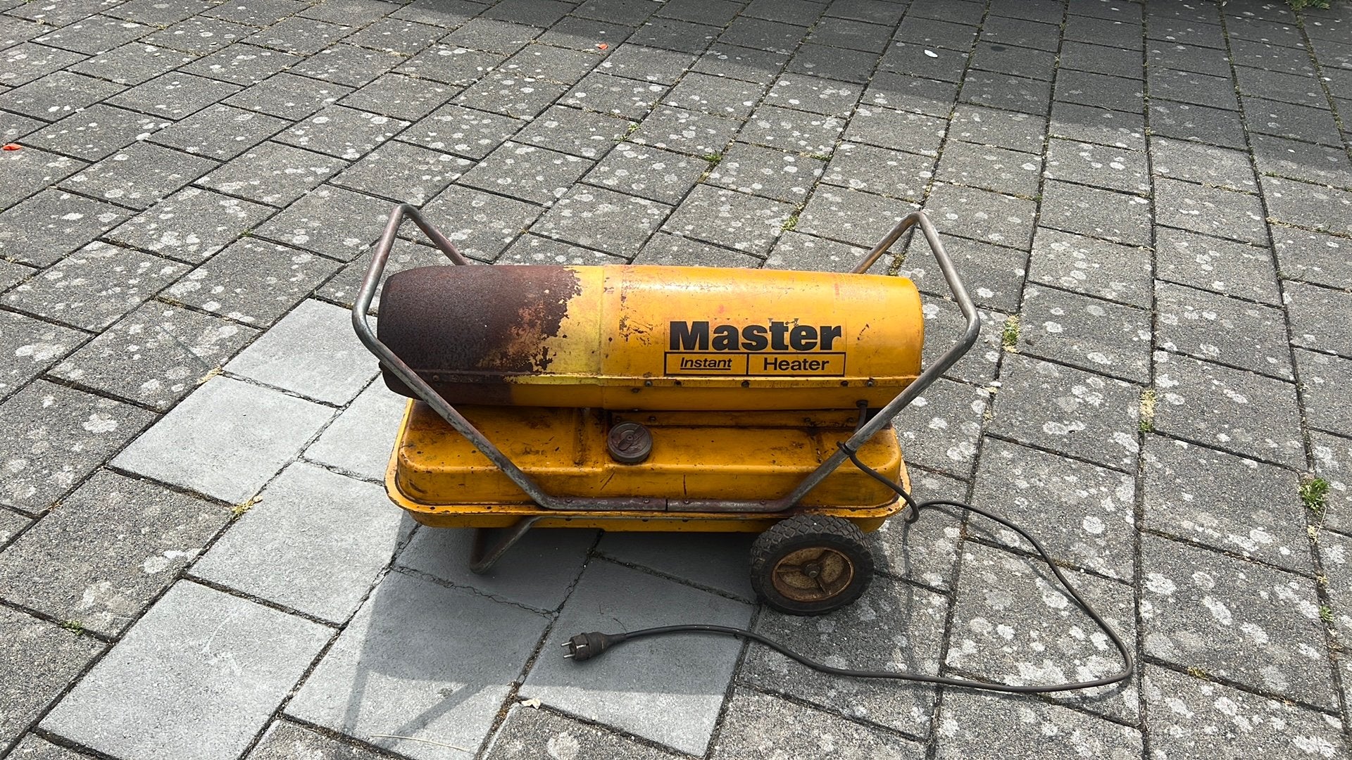 Diesel heater, Ophalen, 30 tot 80 cm, Kachel, Zo goed als nieuw