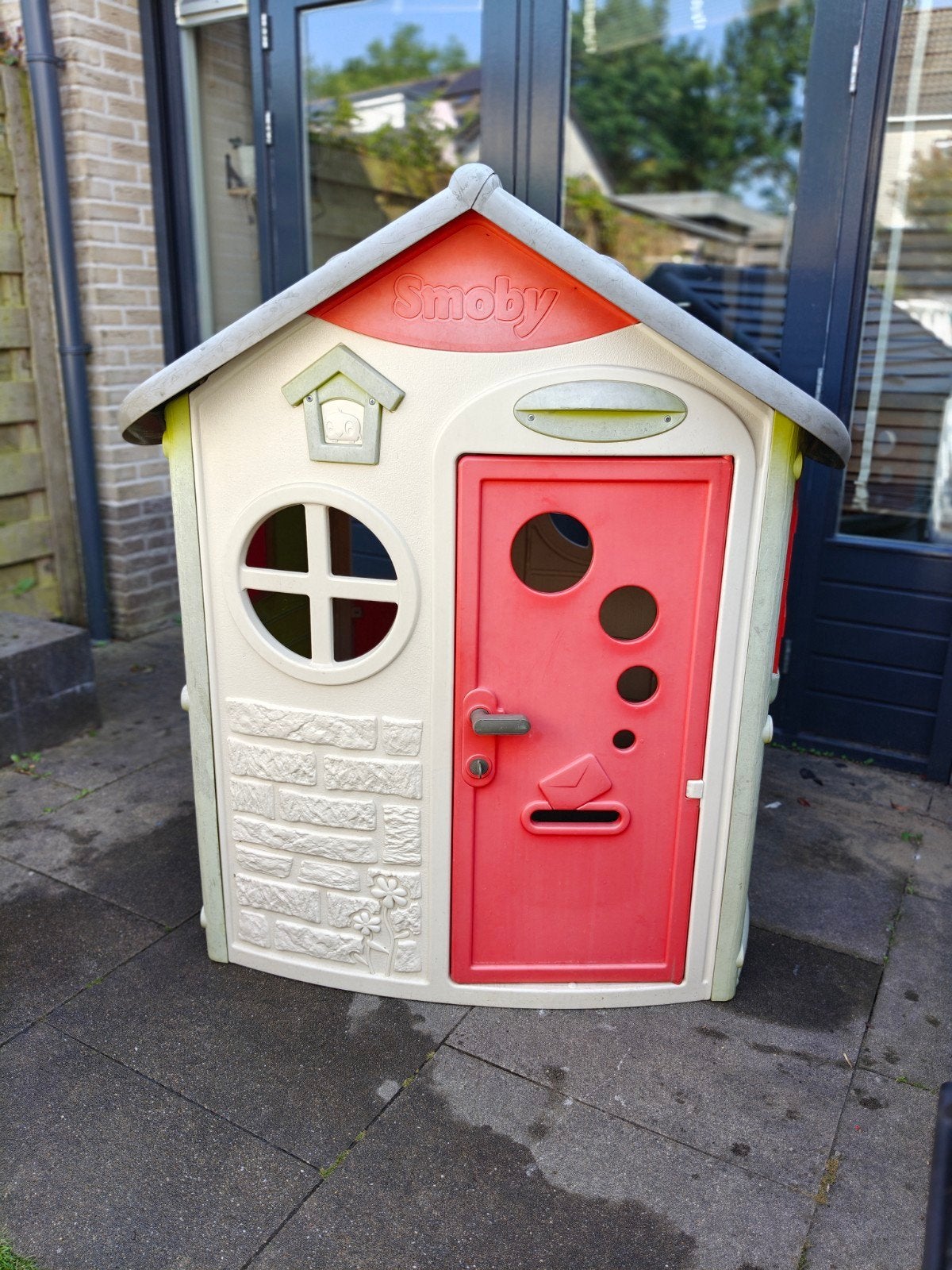 Smoby kinder speelhuisje - Gebruikt, Ophalen of Verzenden, Gebruikt, Kunststof
