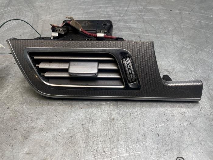 Luchtrooster Dashboard van een Mercedes E-Klasse, Auto-onderdelen, Gebruikt, -, Ophalen of Verzenden, -