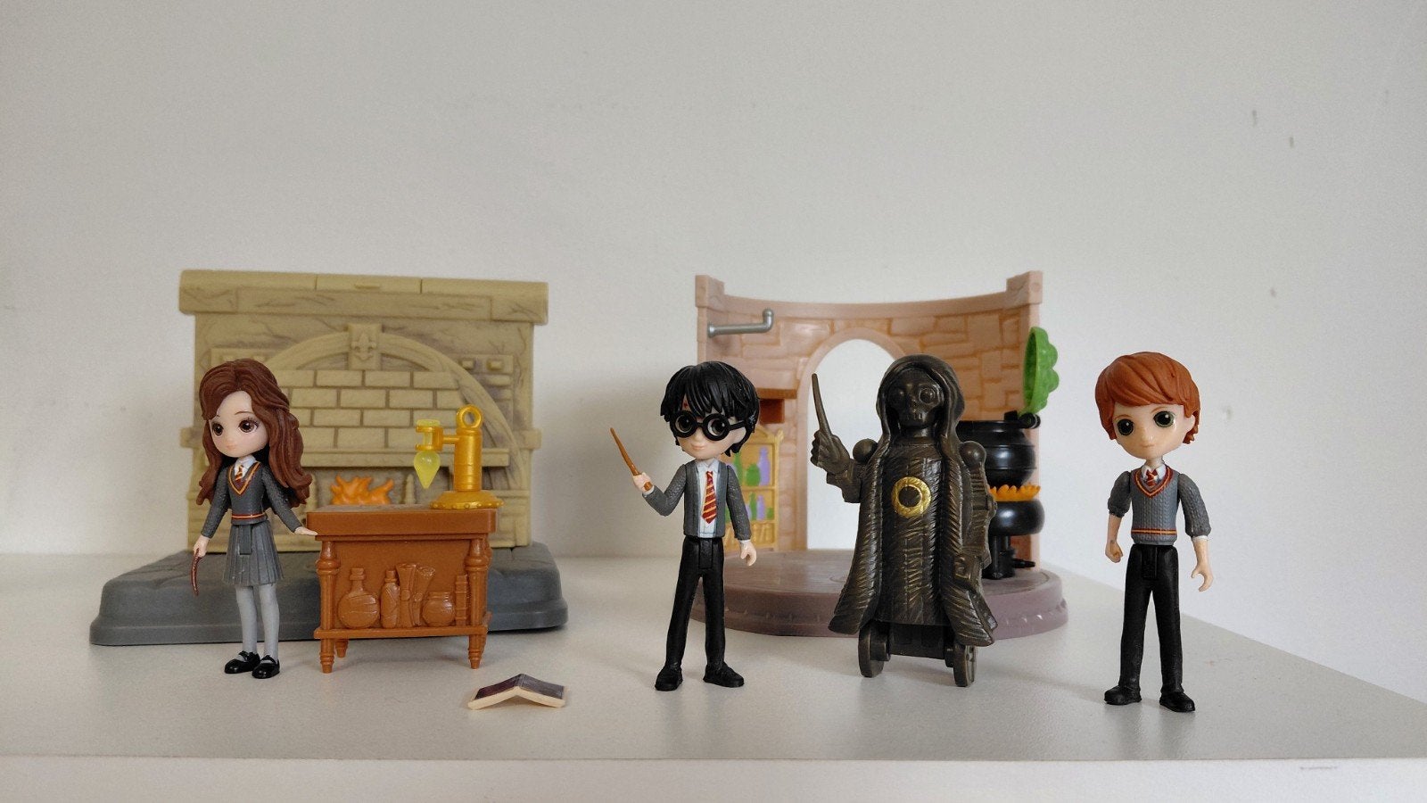 Harry potter set, Ophalen of Verzenden, Zo goed als nieuw, Actiefiguurtje